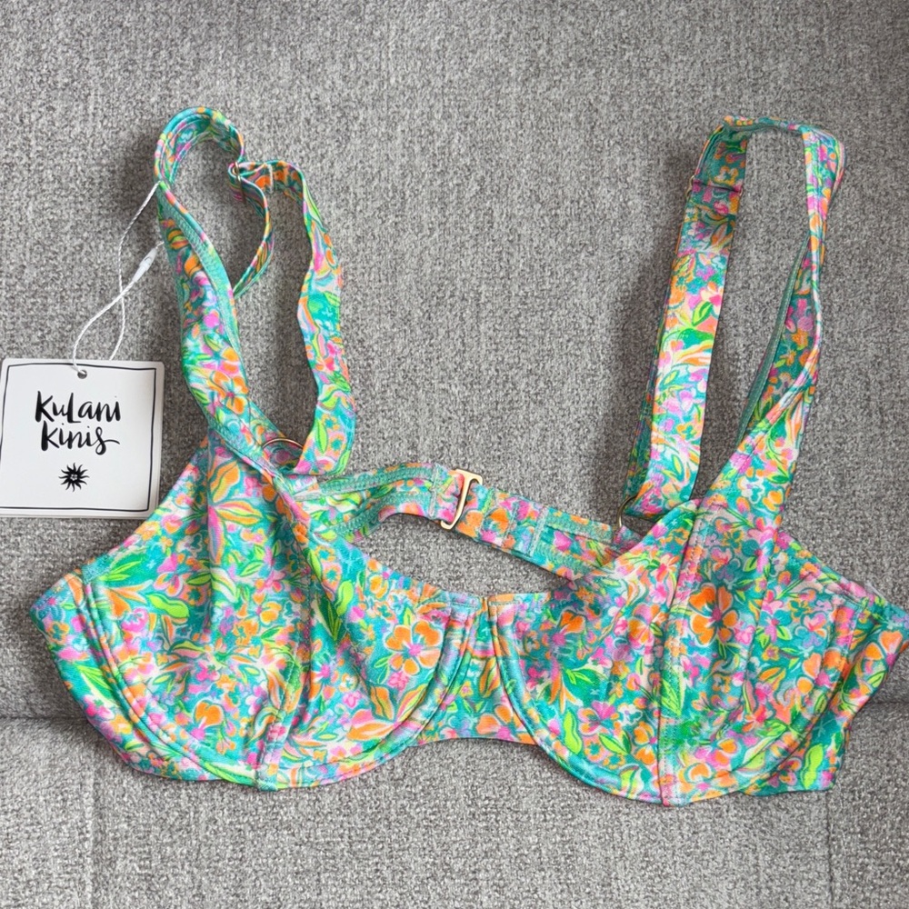 NWT Kulani Kinis Underwire Bralette Bikini Top In Spring Fling